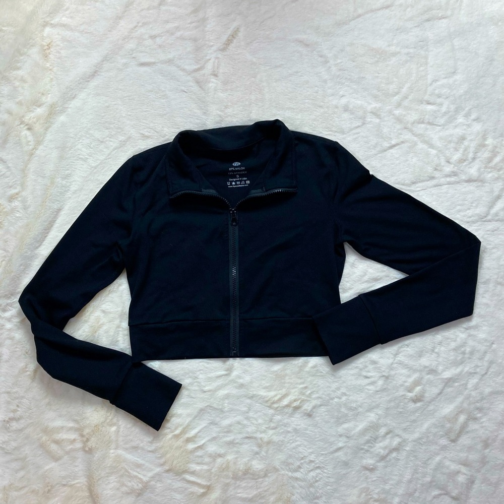 Til You Collapse | Effortless Cropped Zip Up Jacket